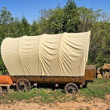 Covered Wagons Hill Camp - Wagon 4 Lenoir Exterior photo